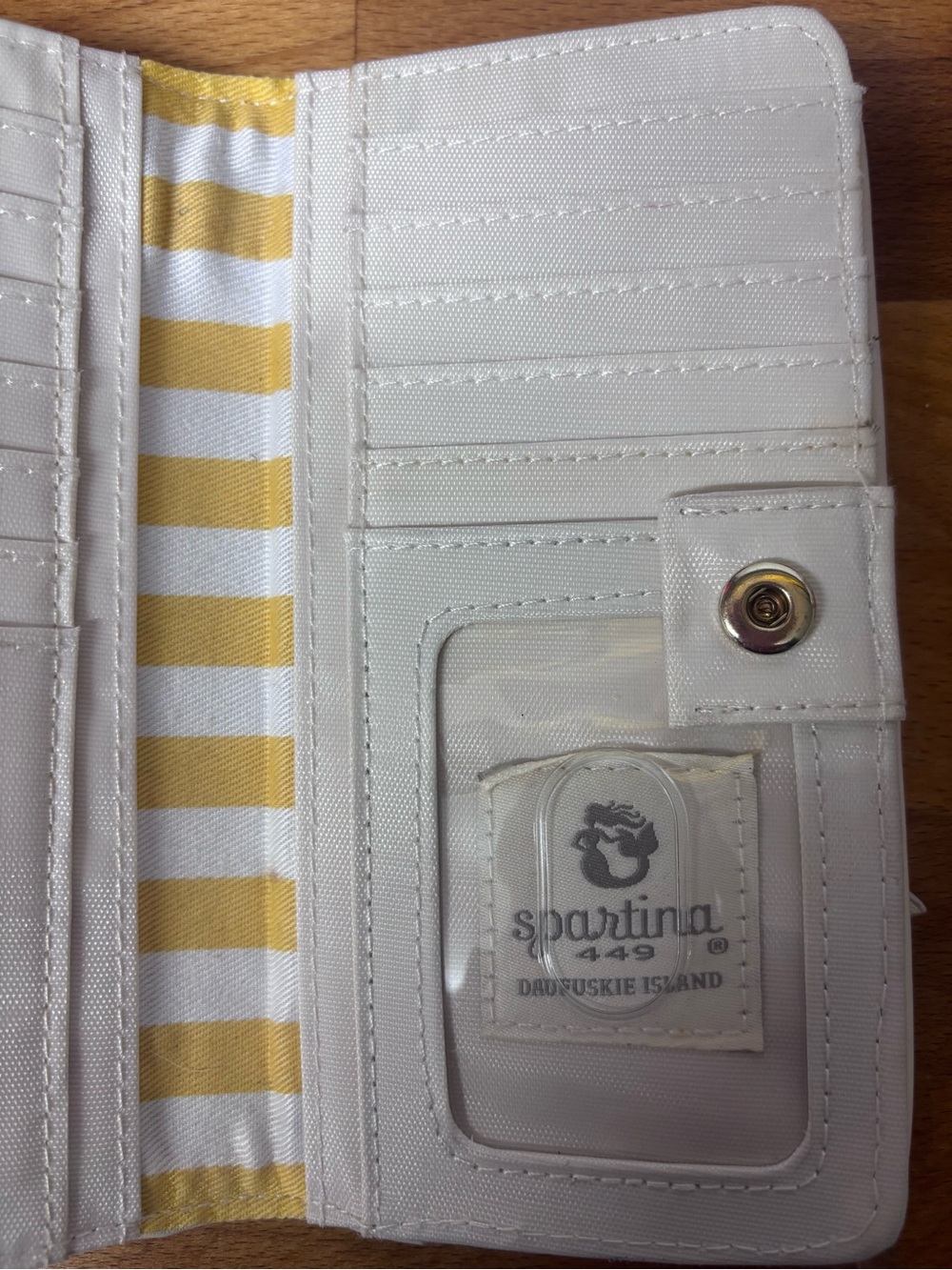 Spartina 449 Zip-around Wallet - Picture 5 of 7